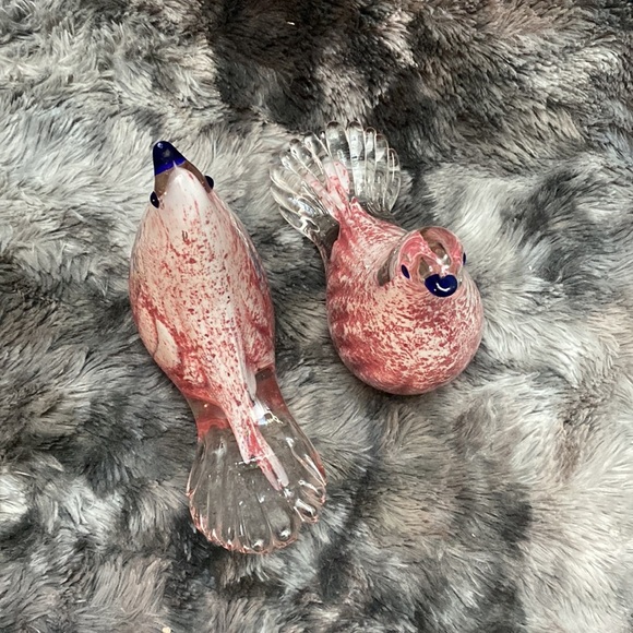 Two Glass Art red Birds with black beaks - Picture 11 of 16